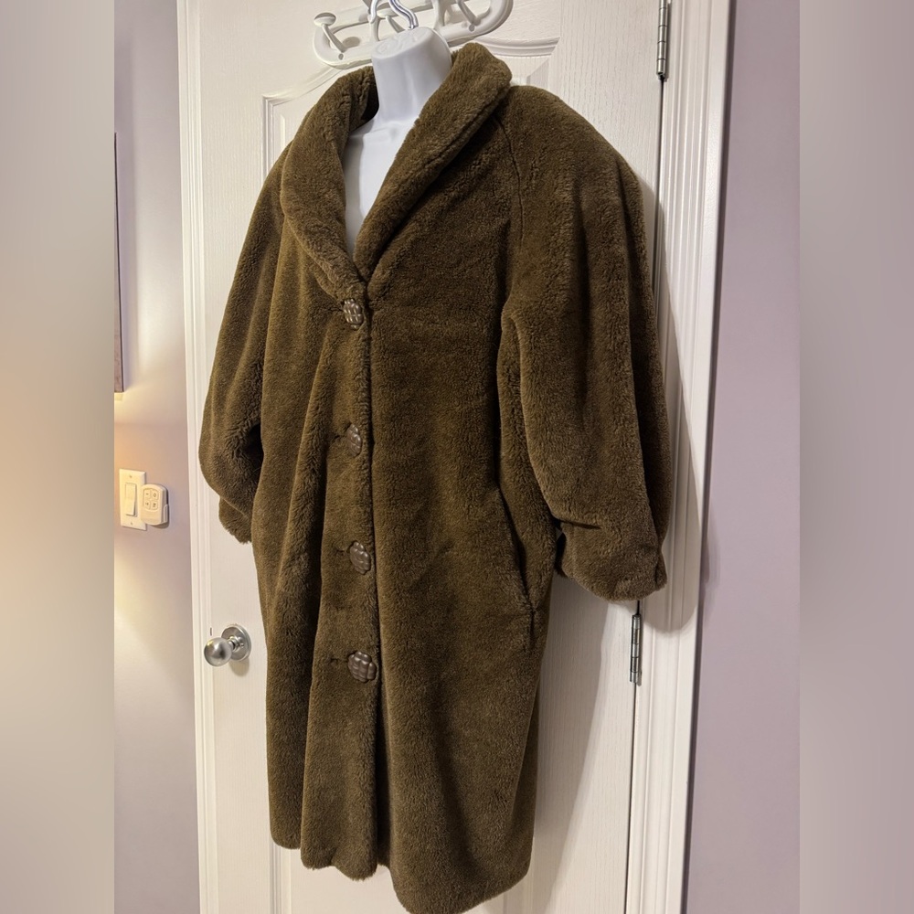 ✨ Vintage Canadian Faux Fur Statement Coat | Sculptural Sleeves & Floral Buttons